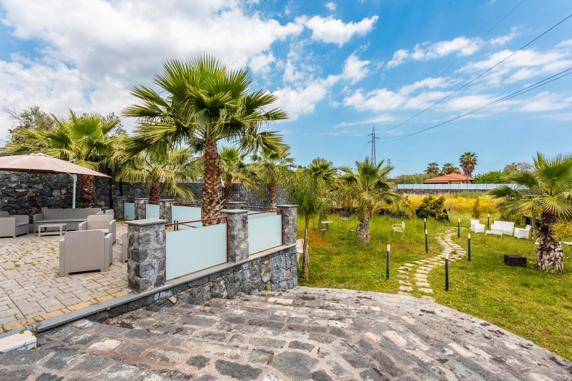 Clelia - Jacuzzi Garden * Catania
